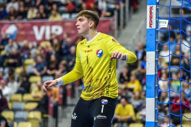 OPOLE 23.12.2024 PILKA RECZNA MEZCZYZN ORLEN SUPERLIGA SEZON 2024 25 --- MEN S HANDBALL TOP LEAGUE MATCH Gwardia Opole - Wybrzeze Gdansk NZ JAKUB ALAJ FOT. MIROSLAW SZOZDA 400MM.PL NEWSPIX.PL --- newspix.pl 
