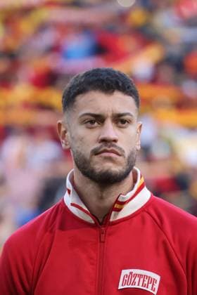 Romulo Jose Cardoso da Cruz of Goztepe during the Turkish Super League match between Goztepe and Caykur Riespor at Goztepe Gursel Aksel Stadium on December 22, 2024 in Izmir, Turkey. Izmir Turkey Copyright: xSeskimphotox Goztepe-Rizespor-231224 (19)