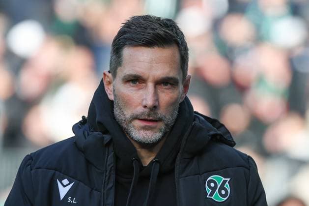 2 Bundesliga Hannover 06 Hertha BSC Berlin on 22 12 2024 at the HDI Arena in Hannover Coach Stefan Leitl Hannover MH