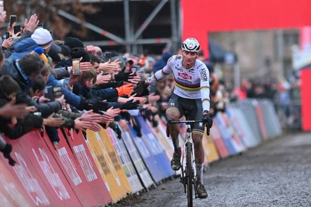 UCI Cyclocross World Cup Gavere 2024 GAVERE, BELGIUM - DECEMBER 26 : Van Der Poel Mathieu (NED) of Alpecin-Deceuninck wins during the 7th leg of the UCI Cyclocross World Cup series 2024-2025 for Men Elite in Gavere, Belgium, 26 12 2024 Gavere Belgium  Copyright: xBcex