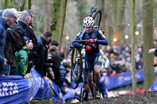 UCI Cyclocross World Cup Gavere 2024 GAVERE, BELGIUM - DECEMBER 26 : Van Kessel Corne (NED) of Deschacht - Hens - Maes during the 7th leg of the UCI Cyclocross World Cup series 2024-2025 for Men Elite in Gavere, Belgium, 26 12 2024 Gavere Belgium  Copyright: xBcex