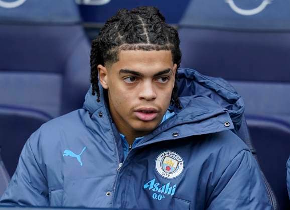 Manchester, England, 26th December 2024. Jahmai Simpson-Pusey of Manchester City during the Premier League match at the Etihad Stadium, Manchester. Picture credit should read: Andrew Yates Sportimage EDITORIAL USE ONLY. No use with unauthorised audio, video, data, fixture lists, club league logos or live services. Online in-match use limited to 120 images, no video emulation. No use in betting, games or single club league player publications. SPI_120_AY_MAN_CITY_EVERTON SPI-3550-0120