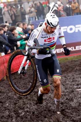 Exact Cross cyclocross Loenhout 2024 LOENHOUT, BELGIUM - DECEMBER 27 : Van Der Poel Mathieu (NED) of Alpecin-Deceuninck during the 5th leg of the Exact Cross cyclocross series 2024-2025 in Loenhout, Belgium, 27 12 2024 Loenhout Belgium  Copyright: xJanxDexMeuleneirx