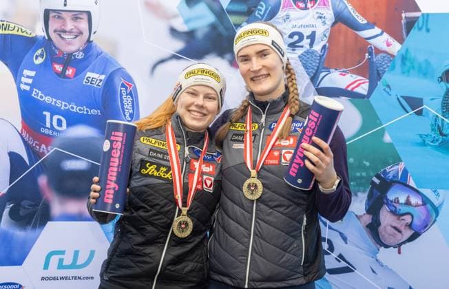 photographer: FIL Michael Kristen 28.12.2024 Austrian Championships, Olympia Ice Track Innsbruck-Igls, Tirol, Austria (AUT), Award Ceremony, Women™s Doubles, picture: Lara Michaela Kipp, Selina Egle (AUT, 1st place)