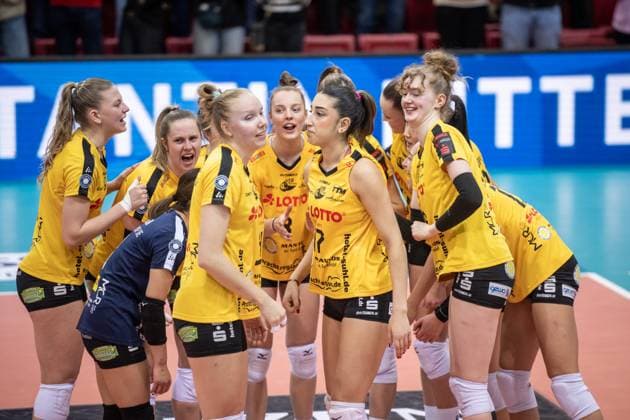 Good mood before the game at the VfB Suhl team GER, Allianz MTV Stuttgart VfB Suhl LOTTO Thueringen, Volleyball Bundesliga, VBL, 2024 2025 season, 28 12 2024 GER, Allianz MTV Stuttgart VfB Suhl LOTTO Thueringen, Volleyball Bundesliga, VBL, 2024 2025 season, 28 12 2024 Stuttgart Copyright: xSandyxDinkelackerx EP_SDR