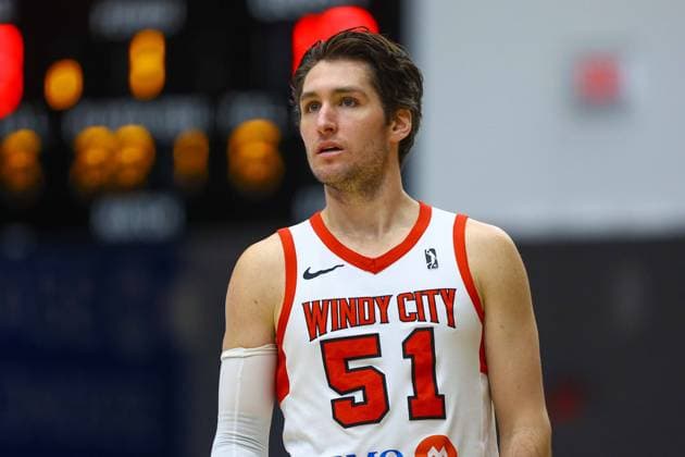 December 27, 2024, Wilmington, De, U.S.A.: Windy City Bulls guard RYAN ARCIDIACONO (51) seen on the floor during a game between the Delaware Blue Coats and the Windy City Bulls Friday, Dec. 27, 2024; at the Chase Fieldhouse in Wilmington, DE Wilmington USA - ZUMAs124 20241227_fap_s124_023 Copyright: xSaquanxStimpsonx