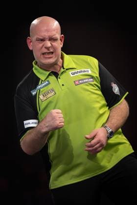 Sport Themen der Woche KW52 Sport Bilder des Tages Paddy Power 2025 World Darts Championship Michael van Gerwen (NED) reacts in his Third Round match against Brendan Dolan (NIR) (not in picture) during the 2025 Paddy Power World Darts Championship at Alexandra Palace, London, United Kingdom on 28 December 2024. Editorial use only , Copyright: xIanxStephenx PSI-21041-0189