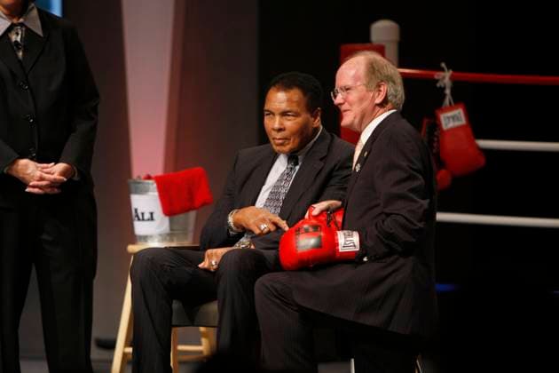 Ali Alltech founder and president Pearse Lyons, left, talked with Muhammad Ali during an announcement marking a new philanthropic initiative between Alltech and the Muhammad Ali Center in Lexington, Kentucky, Tuesday, May 19, 2009. (Charles Bertram Lexington Herald-Leader MCT) LEXINGTON KY USA EDITORIAL USE ONLY Copyright: xx 1073643 CharlesxBertramx krtphotoslive358679