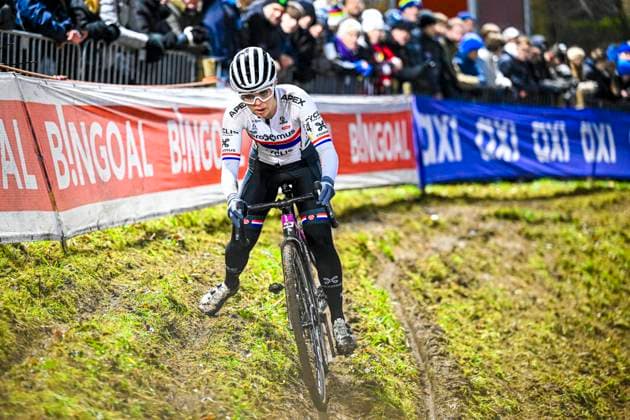 2024 Superprestige Cyclocross Diegem DIEGEM, BELGIUM - DECEMBER 30 : Kay Anna (GBR) of PROXIMUS-CYCLIS-ALPHAMOTORHOMES CT in action during the 6th leg of the 2024 - 2025 Telenet Superprestige cyclocross women elite race the evening cross of Diegem on December 30, 2024 in Diegem, Belgium, 30 12 2024 Diegem Belgium  Copyright: xNicoxVereeckenx