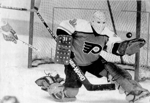 HKN-FLYERS-LINDBERGH:PD Philadelphia Flyers goalie Pelle Lindbergh guards the net during a game on May 6, 1985. (George Reynolds Philadelphia Daily News MCT) PHILADELPHIA PA USA EDITORIAL USE ONLY Copyright: xx 19850506 1097488 GeorgexReynoldsx krtphotoslive454961