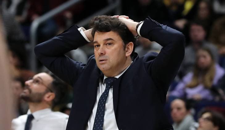 Coach Israel Gonzales disappointed Disappointment Sport Basketball BBL Bundesliga Men 14 Matchday Season 2024 2025 31 12 2024 ALBA Berlin vs Rostock Seawolves