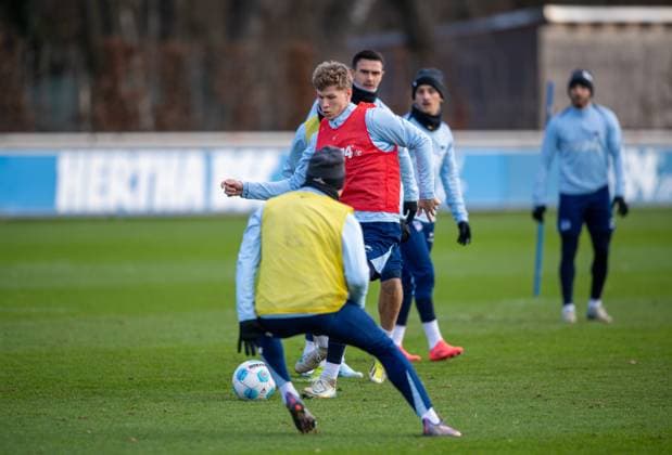 Soccer, Men, Season 2024 25, 2 Bundesliga, Hertha BSC, Training, Luca Schuler Hertha BSC , 02 01 2025, Copyright: xSebastianxRäppold MatthiasxKochx
