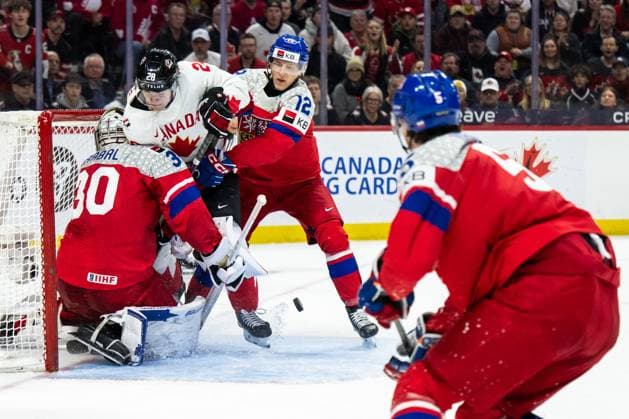 250103 Goaltender Michael Hrabal and Eduard Sale of Czech Republic compete for the puck with Mathieu Cataford of Canada during the 2025 IIHF World Junior Championship quarterfinal game between Czech Republic and Canada on January 3, 2025 in Ottawa Photo Mathias Bergeld BILDBYRAN kod MB MB1042 ishockey ice hockey jvm junior vm u20 2025 iihf world junior championship world juniors kvartsfinal quarterfinal quarterfinals czech republic canada kanada 8 bbeng  Copyright: MATHIASxBERGELD BB250103MB041
