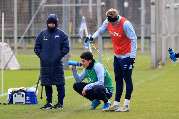 DEU, DFL, 2 FBL Hertha BSC, Training, 03 01 2025, Sportforum, Berlin, DEU, DFL, 2 FBL Hertha BSC, Training, im Bild Ibrahim Maza Hertha BSC Berlin 10 , Luca Schuler Hertha BSC Berlin 18 DFL regulations prohibit any use of Photographs as image sequences and or quasi video Foto Juergen Engler nordphoto GmbH nordphotoxGmbHx xEngler nph00076