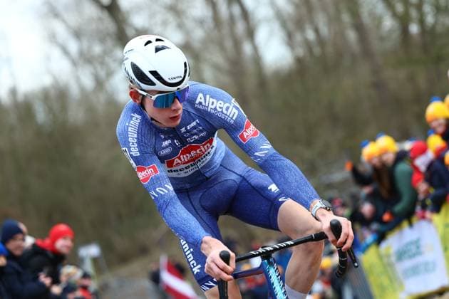 Belgian Niels Vandeputte pictured in action during the men s elite race at the World Cup cyclocross cycling event in Dendermonde, Belgium, stage 9 (out of 12) of the UCI World Cup cyclocross competition, . DAVIDxPINTENS  x109568307x