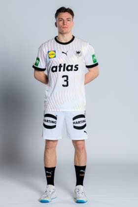 Grosswallstadt: Handball DHB - Deutschland - Fotoshooting Nils Lichtlein (Deutschland) Grosswallstadt Sporthotel Bayern Deutschland *** Grosswallstadt Handball DHB Germany Photo shoot Nils Lichtlein Germany Grosswallstadt Sporthotel Bayern Germany