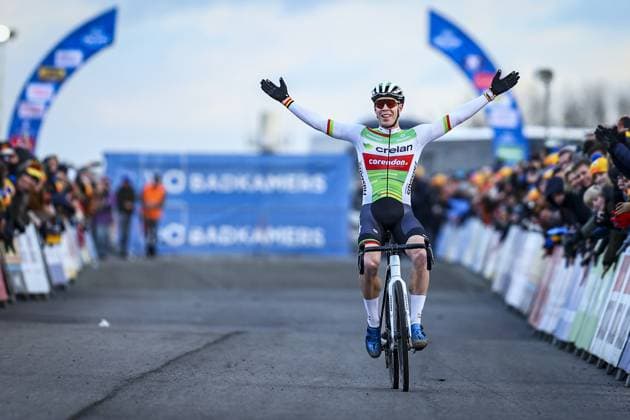 Belgian Laurens Sweeck celebrates as he crosses the finish line to win the men s elite race of the Duinencross cyclocross cycling event on Friday 03 January 2025 in Koksijde, stage 6 8 in the X2O Badkamers Trofee Veldrijden competition. DAVIDxPINTENS  x109577393x