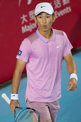 Tennis, ATP-Turnier in Hongkong HONG KONG, CHINA - JANUARY 03: Shang Juncheng of China competes in the Men s Singles Quarterfinal match against Fabian Marozsan of Hungary on day 6 of 2025 ATP, Tennis Herren Hong Kong Tennis Open at Victoria Park Tennis Stadium on January 3, 2025 in Hong Kong, China.  Copyright: xVCGx 111540078463