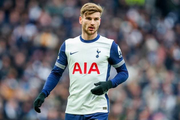 Premier League Tottenham Hotspur v Newcastle United Timo Werner of Tottenham Hotspur looks on during the Premier League match Tottenham Hotspur vs Newcastle United at Tottenham Hotspur Stadium, London, United Kingdom, 4th January 2025 (Photo by Izzy Poles News Images) London Tottenham Hotspur Stadium United Kingdom Copyright: xIzzyxPoles NewsxImagesx