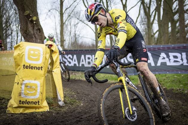 Belgian Wout van Aert pictured in action during the men elite race at the cyclocross cycling event in Gullegem on Saturday 04 January 2025, stage 7 8 in the Superprestige cyclocross cycling competition DAVIDxPINTENS  x109629797x