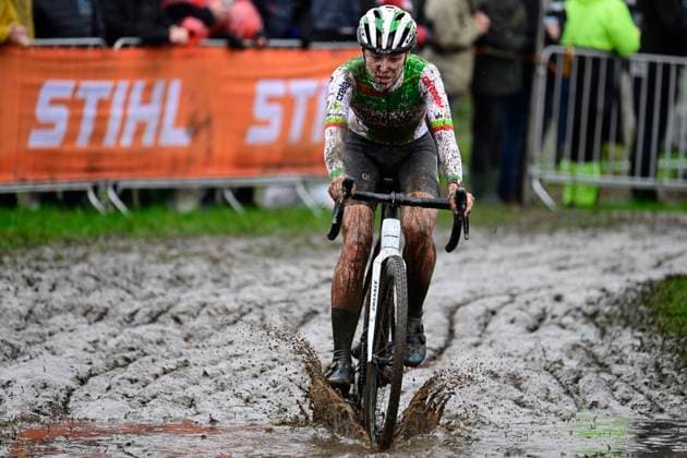 UCI Cyclocross World Cup Dendermonde 2025 DENDERMONDE, BELGIUM - JANUARY 05 : Van Der Heijden Inge (NED) of Crelan - Corendon during the 9th leg of the UCI Cyclocross World Cup series 2024-2025 in Dendermonde, Belgium, 05 01 2025 Dendermonde Belgium  Copyright: xPeterxDexVoechtx