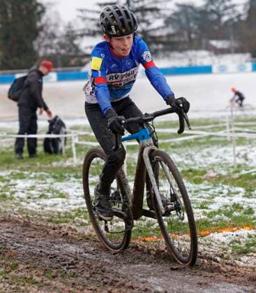 05 01 2025 7 Darmstädter Crossrennen an der Radrennbahn und 5 Lauf Elektroland24 de Cyclocross Cup hier Jugend männlich U17 Moritz KUNATH 211 Radfahrerverein Pfeil Magstadt Darmstadt Hessen Germany