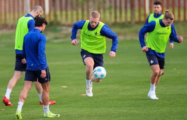 Soccer 2 BL Training camp SV Darmstadt 98 El Saler 05 01 25,