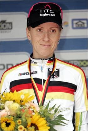 CYCLING : Duits kampioenschap tijdrijden vrouwen 2011 Neuwied - Duitsland - wielrennen - cycling - radsport - cyclisme - DK tijdrijden tijdrit ITT zeitfahren frauen ladies vrouwen - Judith Arndt (Team HTC - Highroad) Neuwied Duitsland  Copyright: xx DK-1484.JPG