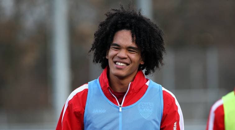 BAU 07 01 2025 Stuttgart soccer VfB Stuttgart training, Anrie Chase