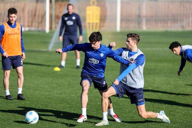 duel at the SV Darmstadt 98 training camp in Valencia, El Saler on 07 01 25 in El Saler, Valencia xamx Photo Alfio Marino Copyright: