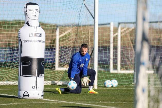 Marcel Schuhen in action at the SV Darmstadt 98 training camp in Valencia, El Saler on 07 01 25 in El Saler, Valencia xamx Photo Alfio Marino Copyright: