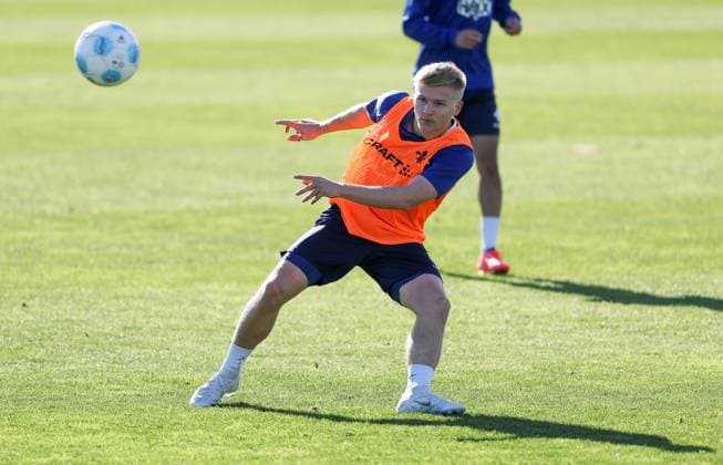 Soccer 2 BL Training Camp SV Darmstadt 98 El Saler Day 3 07 01 25, Andreas Müller,