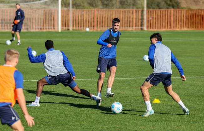 Soccer 2 BL Training Camp SV Darmstadt 98 El Saler Day 3 07 01 25, Philipp Förster,