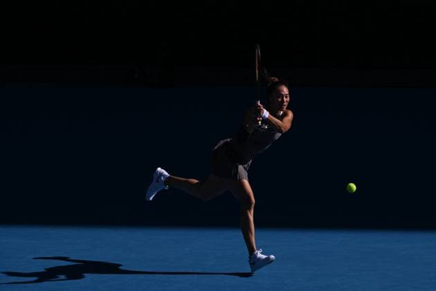 TENNIS AO CHARITY QINWEN SVITOLINA, Zheng Qinwen of China in action during their charity match between Zheng Qinwen of China and Elina Svitolina of Ukraine at Rod Laver Arena in Melbourne, Wednesday, January 8, 2025. ( NO ARCHIVING, EDITORIAL USE ONLY, NO USE IN BOOKS WITHOUT CONSENT MELBOURNE VICTORIA AUSTRALIA  Copyright: xJAMESxROSSx 20250108148196579297