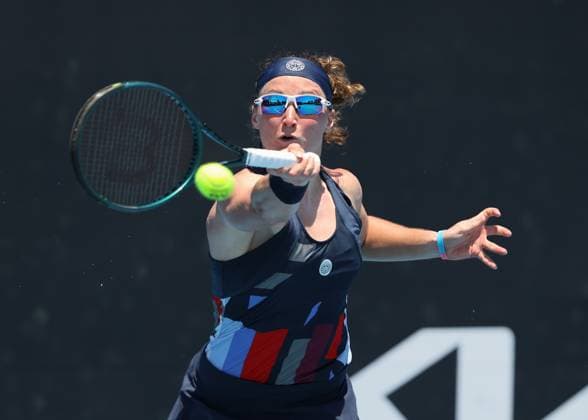 Carole Monnet FRA , Australian Open 2025 Melbourne Park, Melbourne, Victoria, Australia Copyright: xJuergenxHasenkopfx