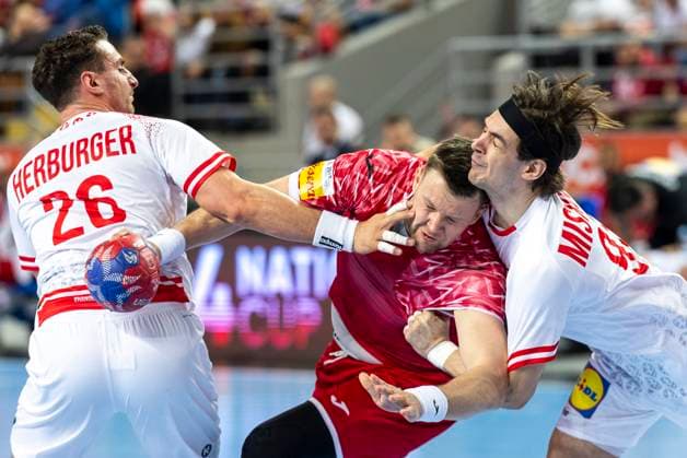 Poland vs Austria - 4 Nations Cup Lukas Herburger, Kamil Syprzak and Michael Miskovez during the men s 4 Nations Cup in handball match between Poland and Austria in Plock, Poland on January 8, 2025 Plock Poland  Copyright: xAndrzejxIwanczukx originalFilename:iwanczuk-polandvs250108_npnf9.jpg