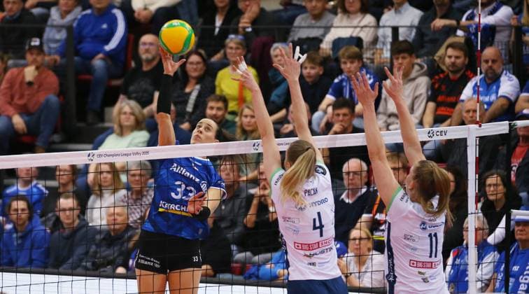 BAU 08 01 2025 Stuttgart Volleyball Allianz MTV Stuttgart vs BKS Bostik ZGO Bielsko Biala, Maria Segura Palleres Stuttgart , left