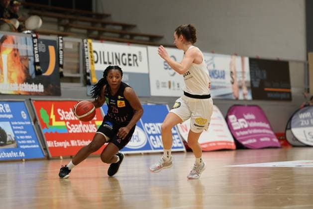 08 01 2025, Basketball, Women, DBBL Cup, Season 2024 2025, Saarlouis Royals Syntainics MBC, Martha Burse Saarlouis Royals , Emma Stach MBC Syntainics Saarlouis Stadtgartenhalle Saarland Germany EN Copyright: xSebastianxBachx