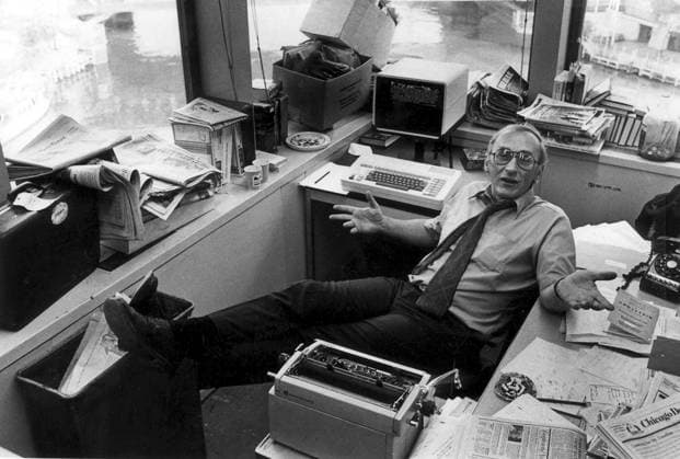 Archivbilder der Woche SPORT KW02 Paul Sullivan: The Ex-Cub Factor correctly predicted the Astros World Series demise Columnist Mike Royko shown in a file photo. Royko was a huge booster of the Ex-Cub Factor, which states that any team with three or more ex-Cubs on its roster is fated to lose the World Series. (Chicago Tribune TNS) CHICAGO IL USA EDITORIAL USE ONLY Copyright: xx 1477021 ChicagoxTribunex krtphotoslive874084