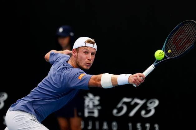 January 9, 2025: MELBOURNE, AUSTRALIA - JANUARY 09: Gauthier Onclin of Belgium in his win against Mackenzie McDonald of USA in final qualifying for the 2025 Australian Open at Melbourne Park on January 9, 2025 in Melbourne, Australia. - ZUMAp121 20250109_zsp_p121_061 Copyright: xChrisxPutnamx