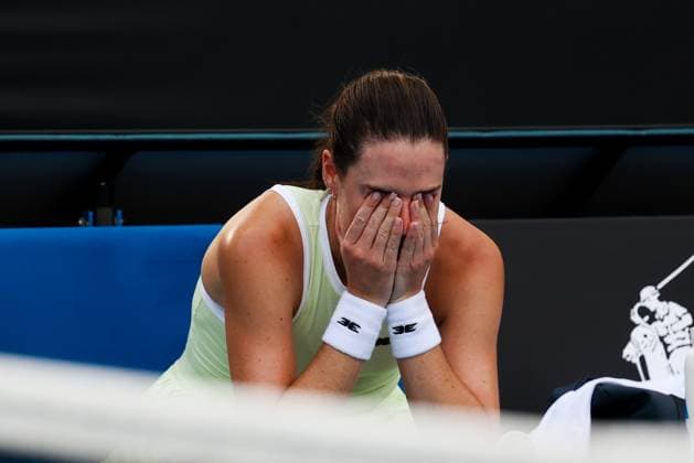 January 9, 2025: MELBOURNE, AUSTRALIA - JANUARY 09: Kimberly Birrell of Australia celebrates beating Oksana Selekhmeteva of Russia in final qualifying for the 2025 Australian Open at Melbourne Park on January 9, 2025 in Melbourne, Australia. - ZUMAp121 20250109_zsp_p121_065 Copyright: xChrisxPutnamx