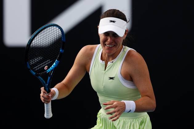 January 9, 2025: MELBOURNE, AUSTRALIA - JANUARY 09: Kimberly Birrell of Australia celebrates beating Oksana Selekhmeteva of Russia in final qualifying for the 2025 Australian Open at Melbourne Park on January 9, 2025 in Melbourne, Australia. - ZUMAp121 20250109_zsp_p121_067 Copyright: xChrisxPutnamx