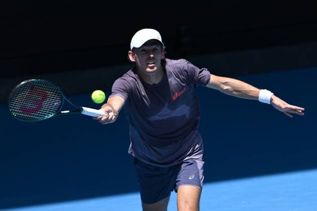 TENNIS AUSTRALIAN OPEN, Alex de Minaur of Australia during a practice session ahead of the Australian Open at Melbourne Park in Melbourne, Friday, January 10, 2025. ( NO ARCHIVING, EDITORIAL USE ONLY, NO USE IN BOOKS WITHOUT CONSENT Melbourne Victoria Australia  Copyright: xJOELxCARRETTx 20250110111309300558