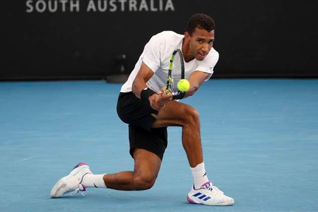 TENNIS ADELAIDE INTERNATIONAL, Felix Auger-Aliassime of Canada in a match against Tommy Paul of the USA during the Adelaide International at Memorial Drive Tennis Club in Adelaide, Friday, January 10, 2025. ( NO ARCHIVING, EDITORIAL USE ONLY, NO USE IN BOOKS WITHOUT CONSENT ADELAIDE SOUTH AUSTRALIA AUSTRALIA  Copyright: xMATTxTURNERx 20250110124908886906