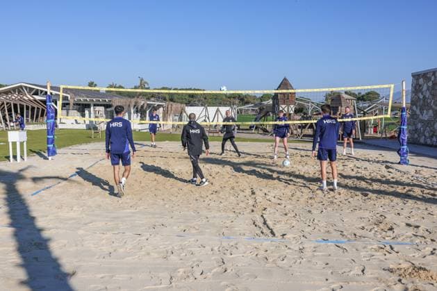 10 01 2025, Football, Season 2024 2025, 2 League, Training camp FC Schalke 04 in Belek Turkey, Head coach Kees van Wonderen FC Schalke 04 at football tennis Belek Turkey xRHR PHOTO TRx Copyright: RHR-FOTOx RHR-FOTO TR
