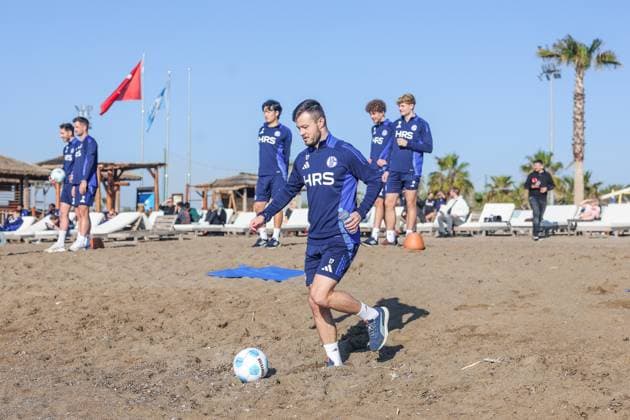 10 01 2025, Football, Season 2024 2025, 2 League, Training camp FC Schalke 04 in Belek Turkey, Adrian Gantenbein FC Schalke 04 Belek Turkey xRHR PHOTO TRx Copyright: RHR-FOTOx RHR-FOTO TR