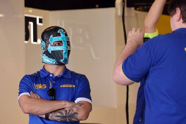 Zane Maloney BER Lola Yamaha with a typical mask over his head, pit, FIA Formula E World Championship Season 11, Mexico City E Prix, 10 01 2025, Mexico