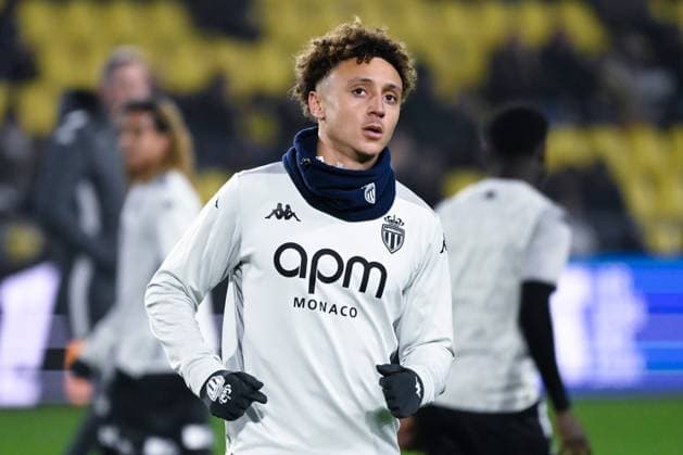FOOTBALL : Nantes vs Monaco - Ligue 1 - 10 01 2025 Eliesse Ben Seghir ( 7 - Monaco ) warms up prior to the Ligue 1match between FC Nantes and AS Monaco at Stade de la Beaujoire on January 10, 2025 in Nantes, France. ( Photo by Dante Badano PsnewZ ) - NantesFrance  Copyright: xDantexBadanox