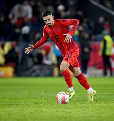 Football International 2024 2025 Test match 06 01 2025 FC Red Bull Salzburg FC Bayern Muenchen Arijon Ibrahimovic FC Bayern Muenchen