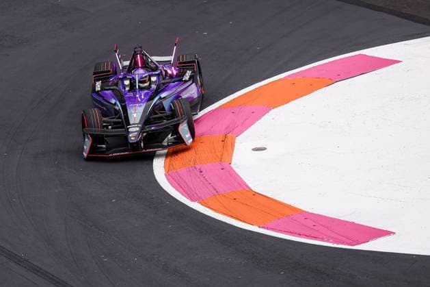 2025 FORMULA E MEXICO CITY ePRIX 01 WEHRLEIN Pascal (ger), TAG Heuer Porsche Formula E Team, Porsche 99X Electric, action during the Mexico City ePrix, 2nd round of the 2024-25 ABB FIA Formula E World Championship, WM, Weltmeisterschaft on the Autodromo Hermanos Rodriguez from January 10 to 11, 2025 in Mexico City, Mexico - Mexico CityMexico  Copyright: xEricxAlonsox